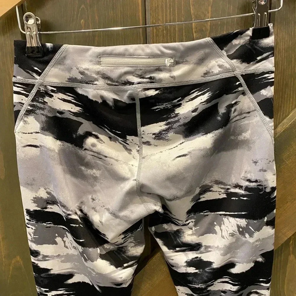 Z by Zella Girts Athletic Leggings - Picture 3 of 6